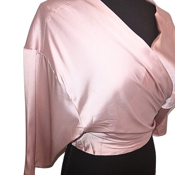 ROSEWE COLLECTIONS PINK ROSE GOLD CROP BLOUSE WITH CRYSTAL BROOCH - Picture 3 of 5